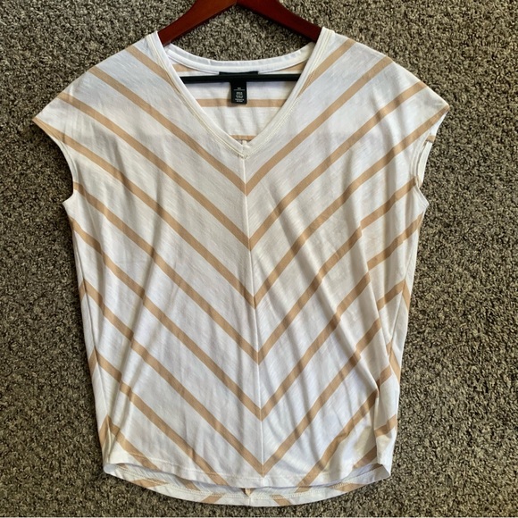 White House Black Market Dolman Jetsetter Tee Size XS - Picture 3 of 11